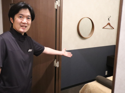東京から横浜の元町・中華街へ鍼灸指圧マッサージレスト 　自律神経失調症 不眠 頭痛 慢性疲労 肩こり ひどい腰痛 だるさ やる気がでない うつ症状などへの鍼灸治療 　プライバシを確保した安心の完全個室４部屋　半個室1部屋